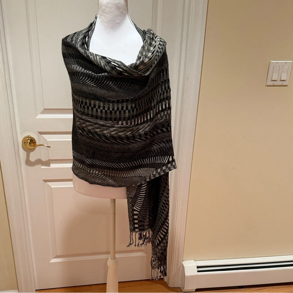 Elegant Black and Gray Patterned Shawl with Shimmer and fringe
